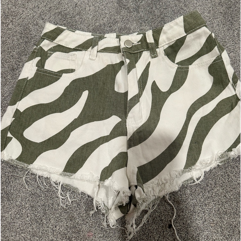 SHEIN Jean Shorts Zebra Print